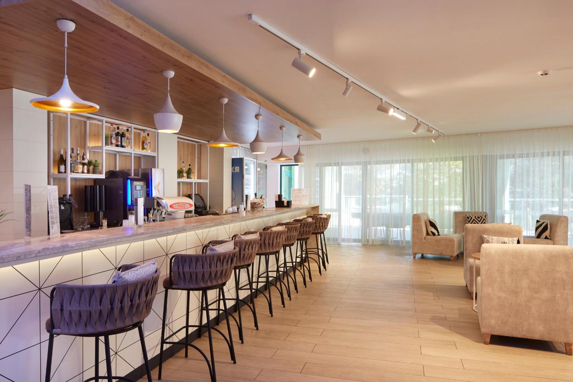 Marvel - Fully Renovated Free Access 4* Сонячний Берег