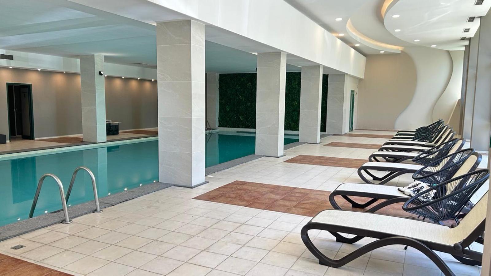 Marvel - Fully Renovated Free Access Готель Сонячний Берег
